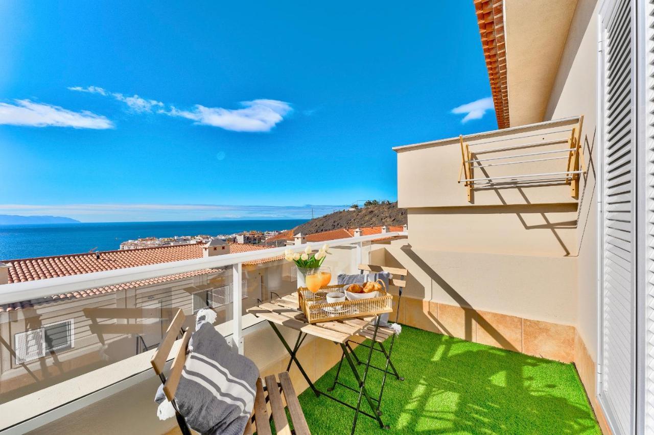 Black Beach Luxury Vacation House Puerto de Santiago  Extérieur photo