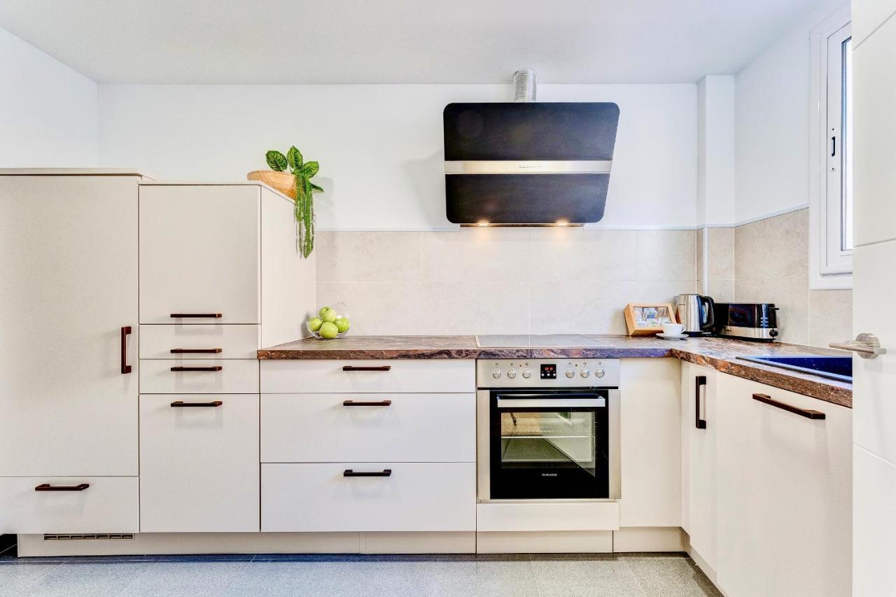 Black Beach Luxury Vacation House Puerto de Santiago  Extérieur photo